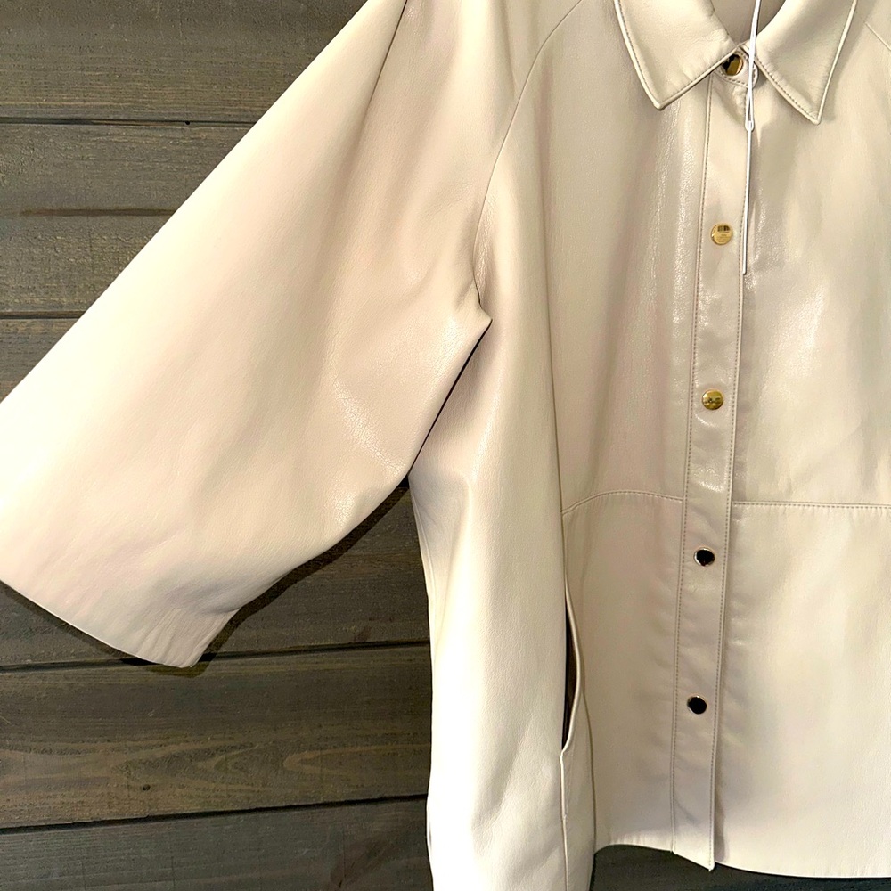 NWT Chico's Cream Trench Coat. Size XL or 3. - Picture 5 of 10